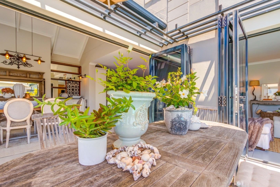 5 Bedroom Property for Sale in Kingswood Golf Estate Western Cape